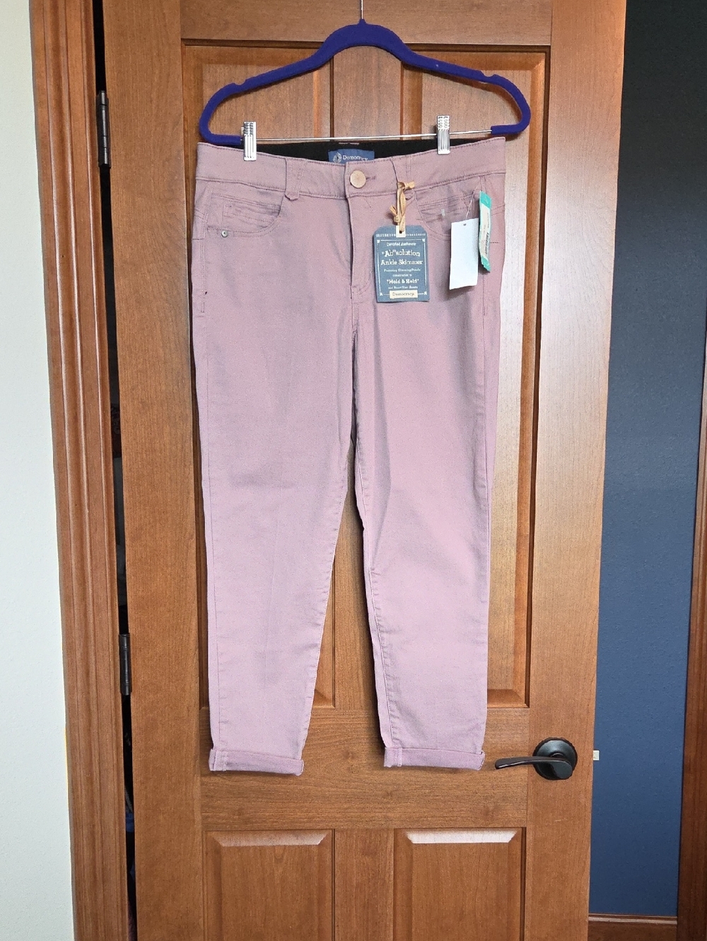 Democracy AbSolution Karessa Capri Jeans NWT